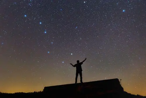 北极星原来是个“三体”，3颗星都比太阳大，最大的能装5万多太阳