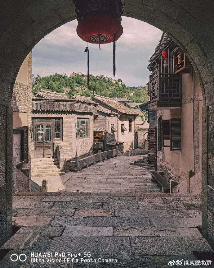 古鎮裡的夏日終曲