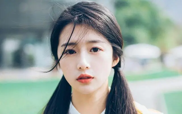 9月下旬，花好月圓，紅燭結緣，摯愛出現，再度執手，再結同心