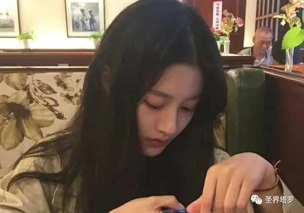 7月下旬，桃花闪现，佳偶天成，将再次挽回旧爱，爱情终被成全