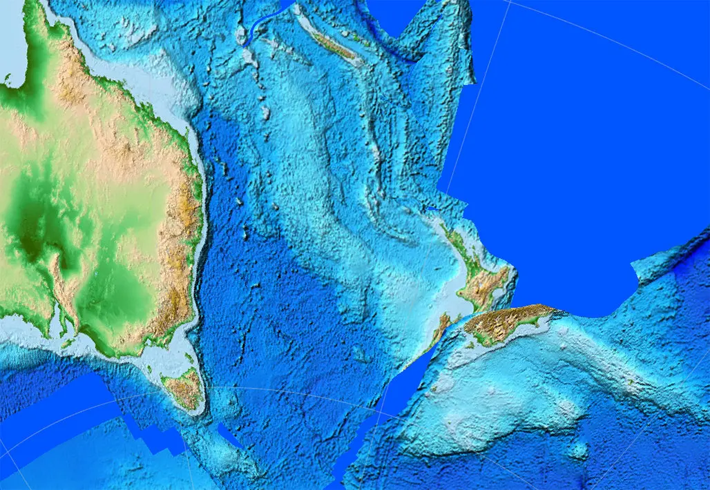 2000米深海发现庞大结构，疑似机场建筑，地球文明在无限轮回吗？