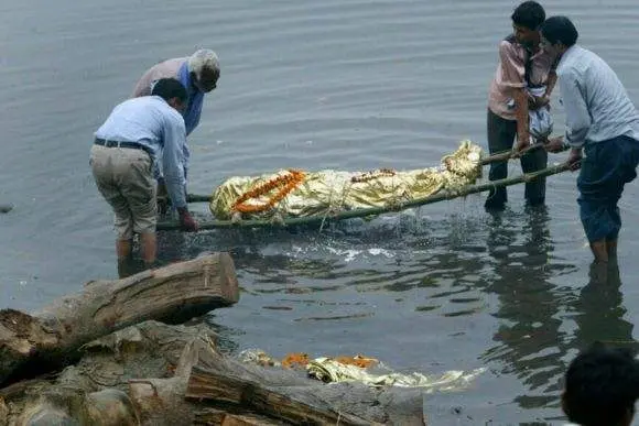 印度人疑惑：为什么总吐槽我们恒河，中国的河流不是更脏么？