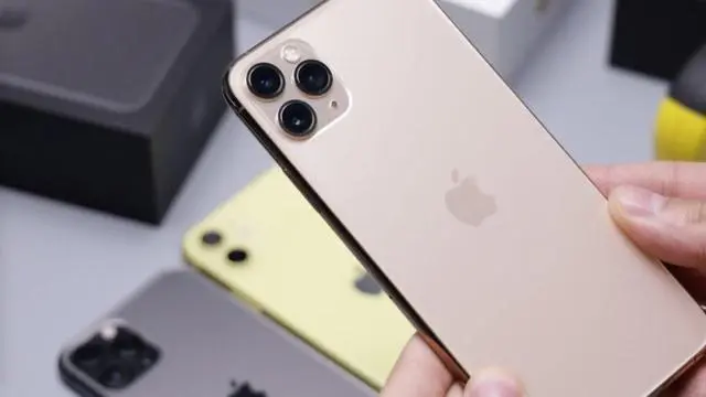 苹果iPhone 12 Mini曝光：5.4英寸刘海屏！