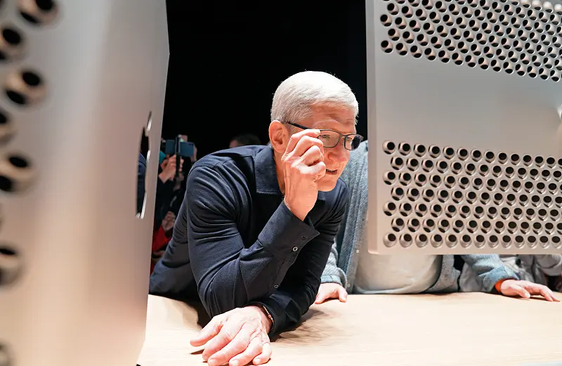 目前最顶级的个人电脑配置：苹果的MAC Pro！