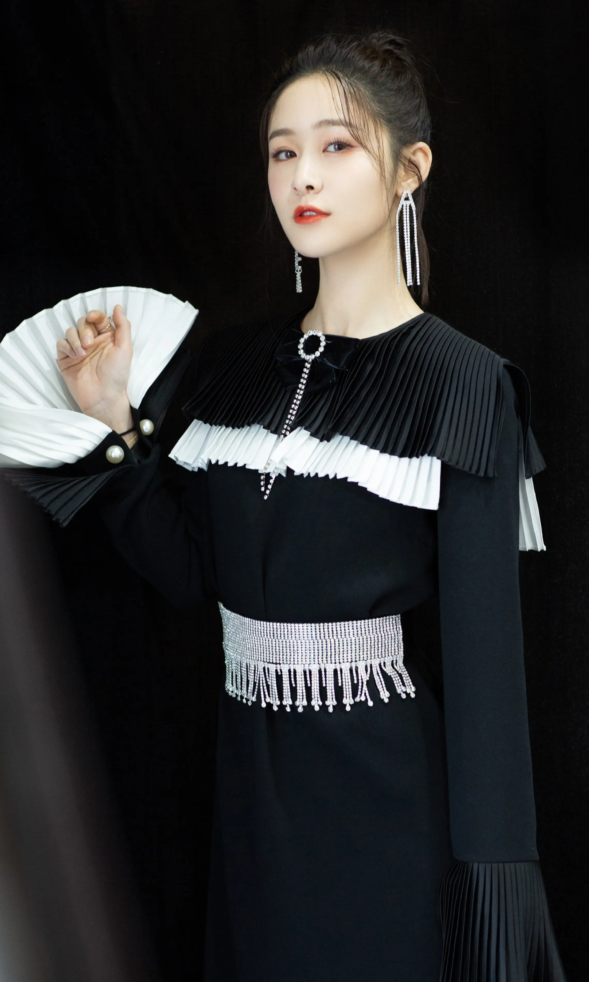 女神梁田：第4586期气质潮流美图欣赏