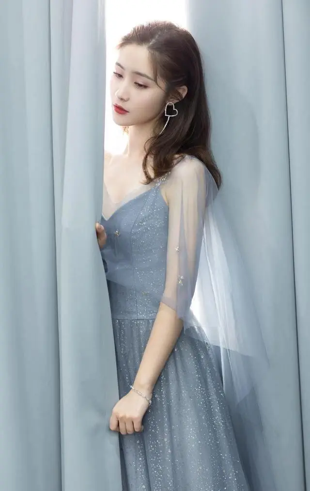 女神梁田：第5167期气质潮流美图欣赏