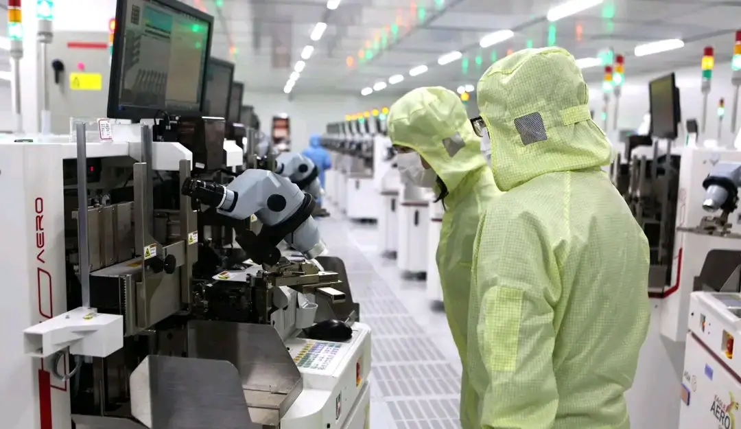 中国版“7nm”芯片登场，半导体行业至少有三个没想到！