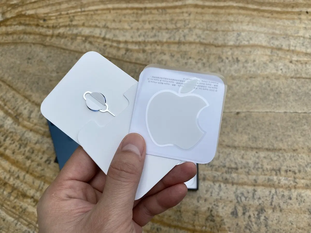 iPhone 12 深海藍開箱：夜拍攝影、5G測試和使用心得