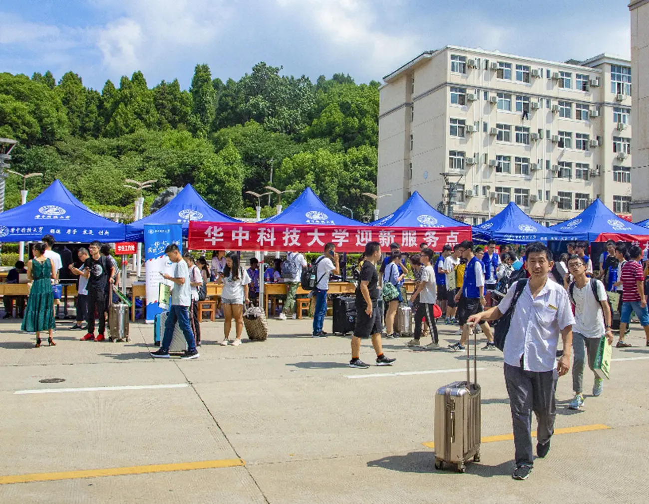 越来越多女大学生在校怀孕，背后原因竟是这样，太令人痛心了