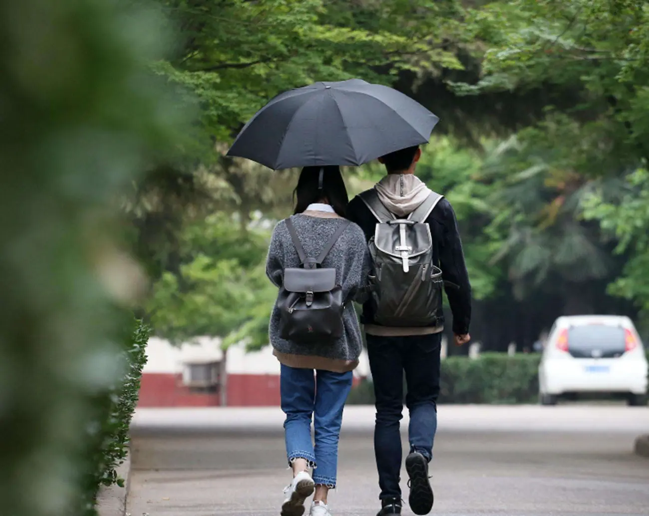 越来越多女大学生在校怀孕，背后原因竟是这样，太令人痛心了