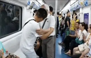 “废物式养老”，正在毁掉大量老年人的养老生活……