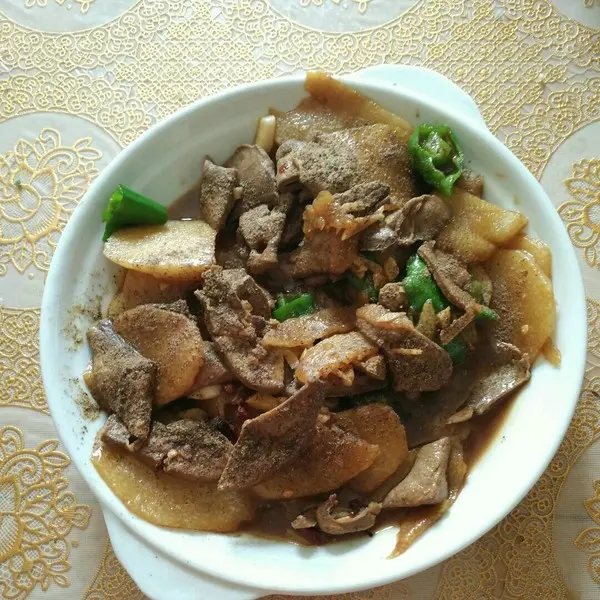 冬季进补，少吃猪肉牛肉，多吃它，气血双补，肝脏也健康了