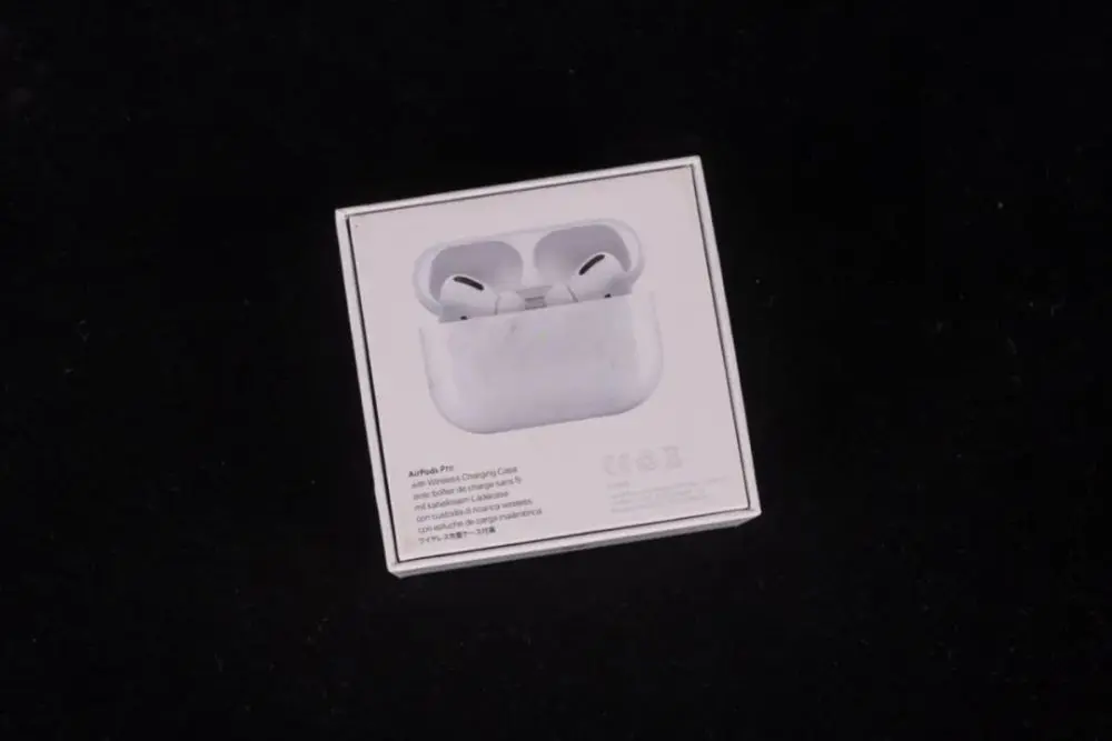 号称华强北最强的AirPods Pro，现在山寨得多强了？