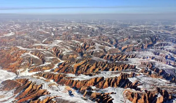 雪后初霁的黄土高原