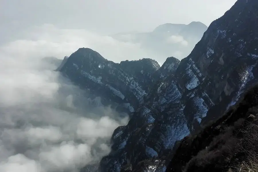 天秤座12月运势，要学会独立思考，建立自我追求，才会更进一步