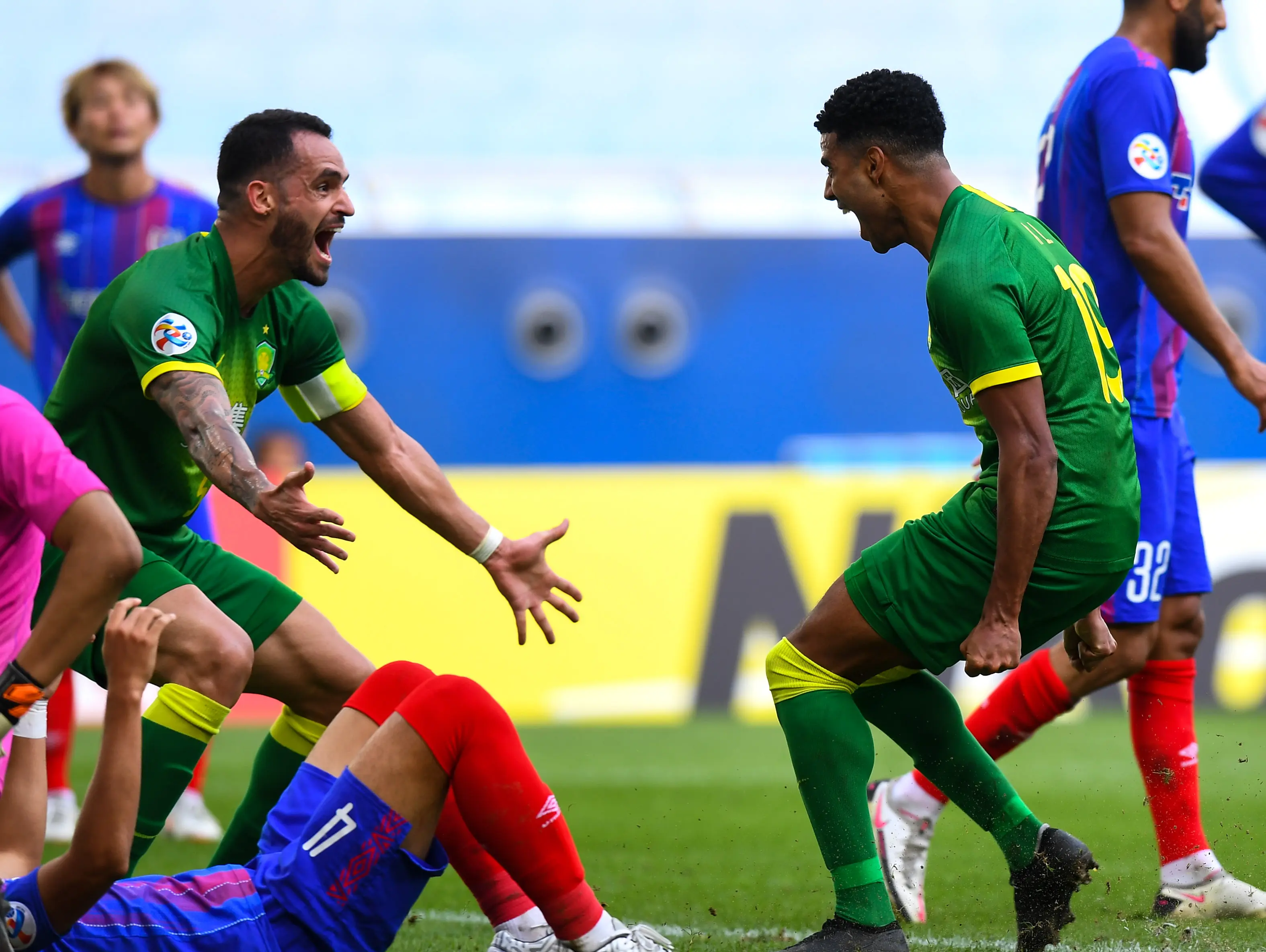 北京中赫国安1：0击败FC东京 首次跻身亚冠八强