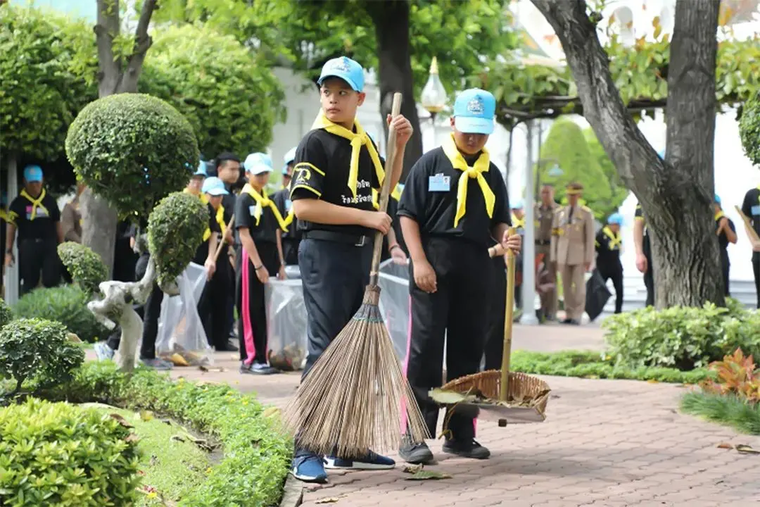 泰王全方位培养提帮功，让他打扫卫生、做饭，小王子能力逐渐提升