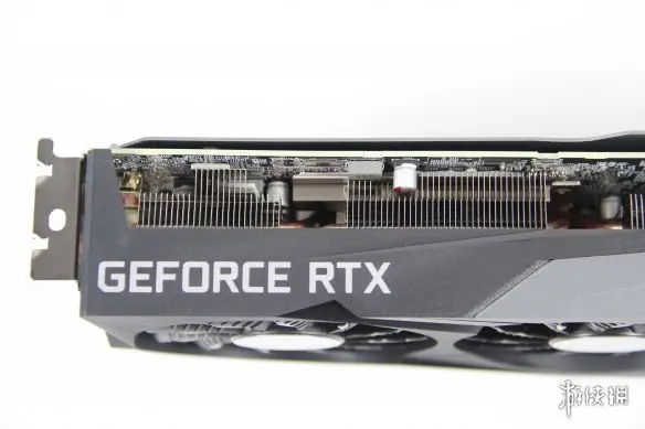 光追何惧技嘉 RTX 3060 Ti 魔鹰 PRO评测