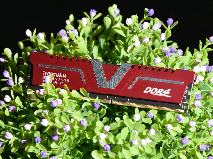 可别小瞧了DDR4-2400的潜力