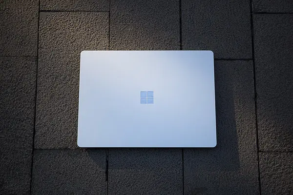 Surface Laptop Go评测：平凡之作却又处处充满惊喜