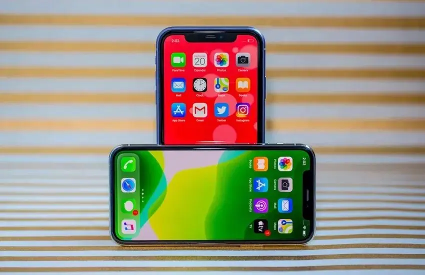 iPhone 11屏幕翻车 苹果发布免费换屏计划 快查查你的手机中招了吗？