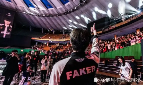 faker号称三冠王，那么skt之神李哥有没有被吹过头？