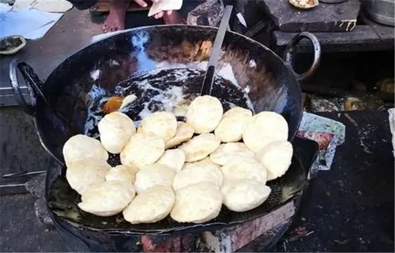 印度菜为何不受中国人欢迎？看完印度的一日三餐，你就明白了