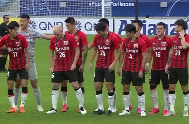 2-0！亚冠东亚区4强已诞生3席，上港出局，4小时后揭晓最后1悬念