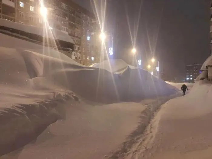 俄罗斯最冷小镇5天落了两个月的雪量，简直是怕冷星人的地狱……