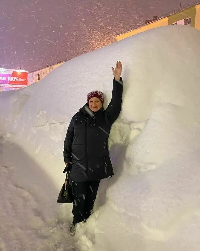 俄罗斯最冷小镇5天落了两个月的雪量，简直是怕冷星人的地狱……