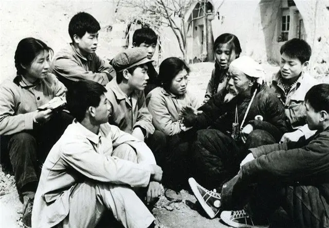 1970年，一女知青因赌气嫁给农民，上了报纸，结局如何