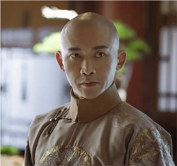 葬在北京平谷一个不知名的农村，他竟是康熙小儿子，比乾隆小5岁