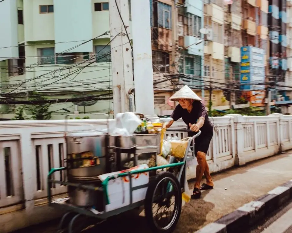 城市微观察：从“异国料理指数”，看懂一座城市的胃口