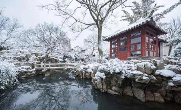 一下雪，中国就穿越了千年！