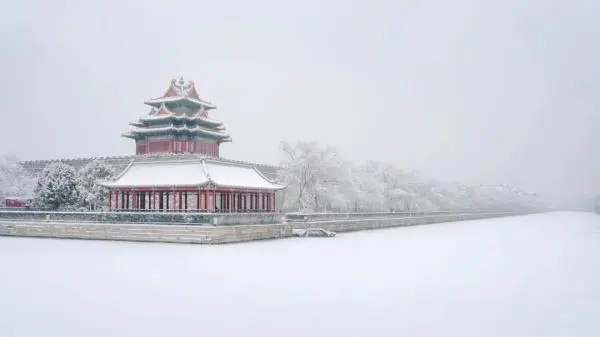 一下雪，中国就穿越了千年！