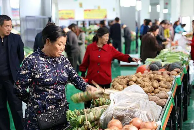 花呗“套路”浮现后，年轻人终于看穿？表面提额，实则在做这件事