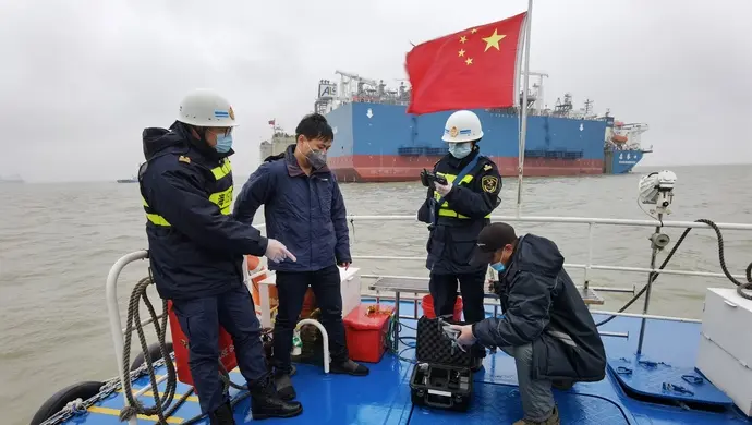 出口非洲的5億大傢伙停在錨地，錯過潮汐就等於流失利潤，上海出手了……
