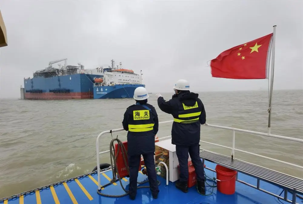 出口非洲的5億大傢伙停在錨地，錯過潮汐就等於流失利潤，上海出手了……