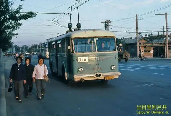 80年代外国游客拍摄的北京！把我看哭了！