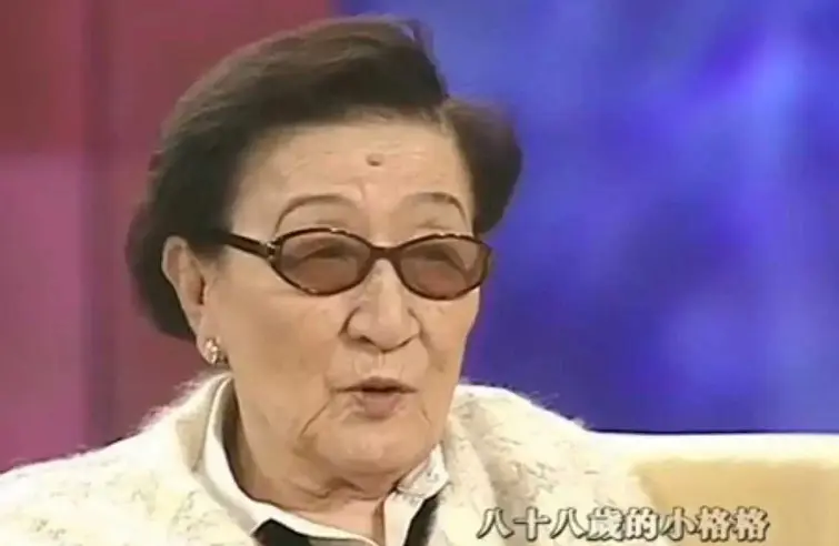 川岛芳子亲妹妹活了近百岁，一生没提过姐姐，临死前却说了一番话