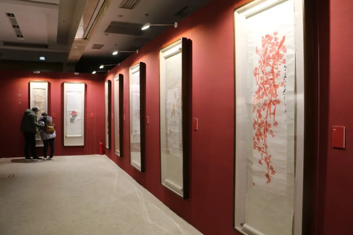 荣宝斋拿出“压箱底”的佳作，齐白石、李苦禅近百幅作品共同展出