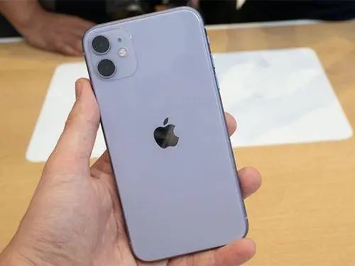 手机热卖榜：华为全军覆没，红米跻身前五，iPhone11销量第一