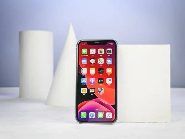 手机热卖榜：华为全军覆没，红米跻身前五，iPhone11销量第一