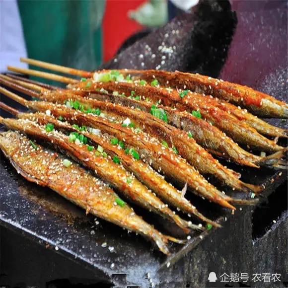 风靡日本上百年，在我国却卖不动，沦落夜宵市场，一只4元超美味