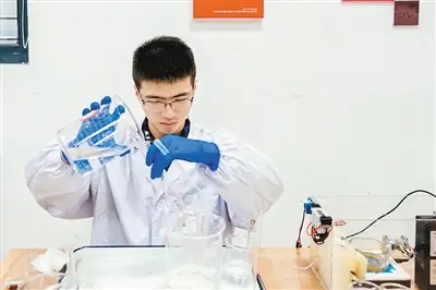 西北大学有个超级学霸