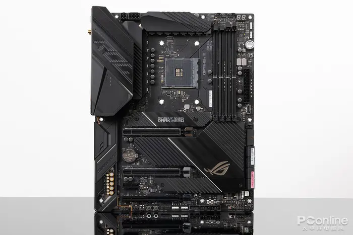 RX 6900 XT首测：AMD与NVIDIA的巅峰之战