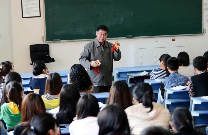 已经严重饱和的大学专业，名校毕业也不乐观，明年的考生谨慎报考