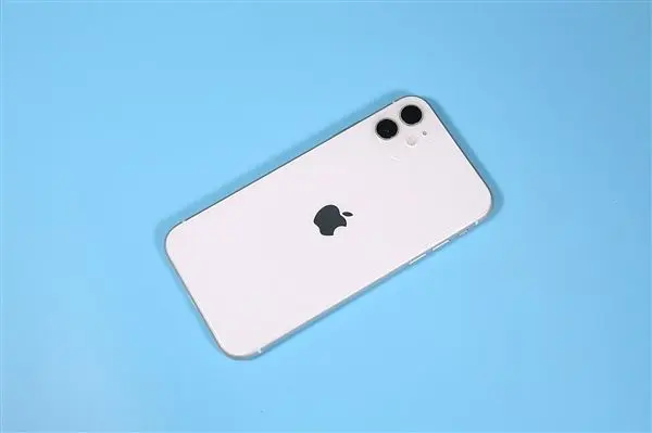 小容量用户当心！iOS 14.3最终测试版：新格式下单张照片体积25MB