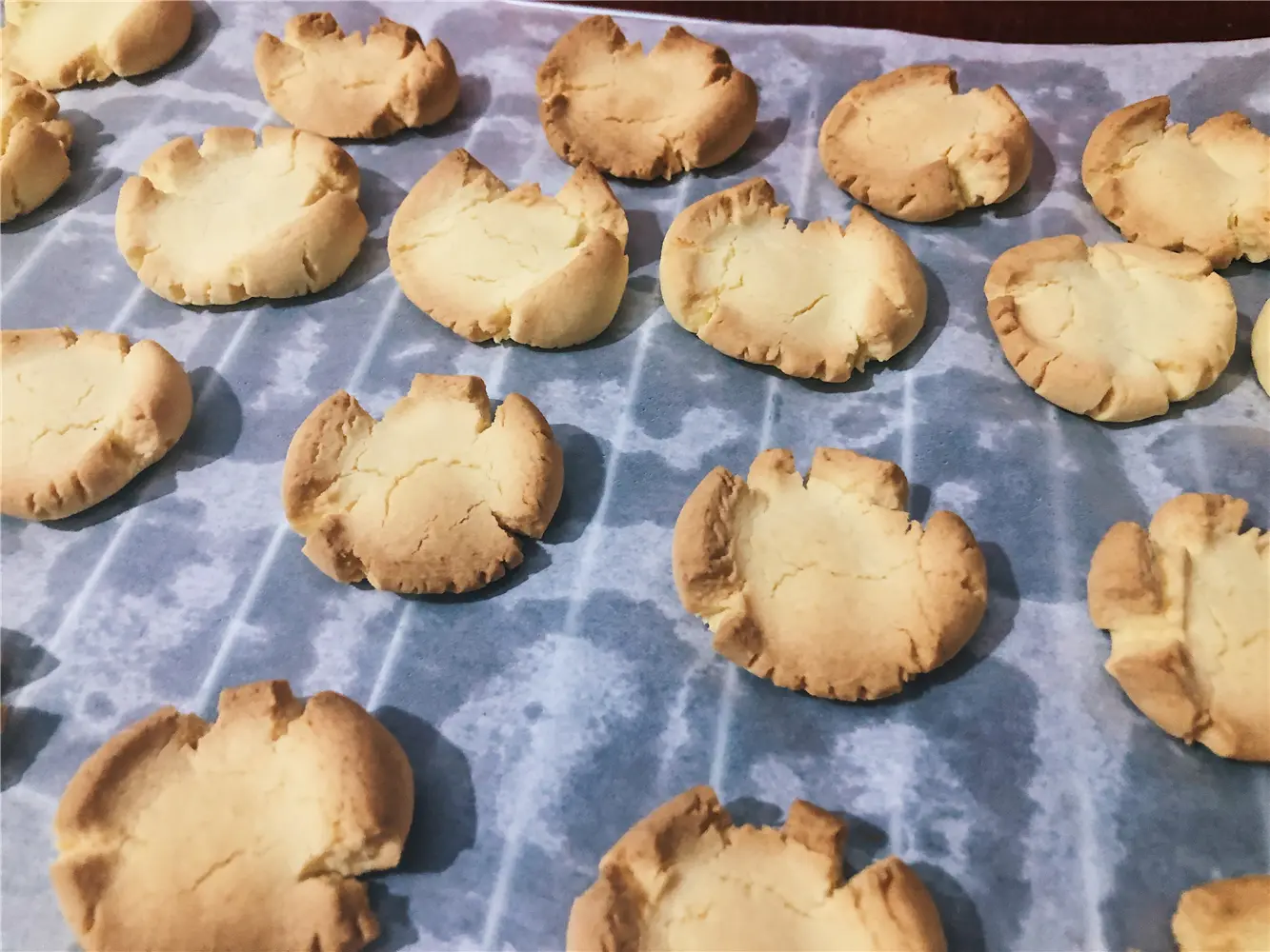“情人的指纹”玛格丽特饼干！香浓酥甜入口即化，操作简单