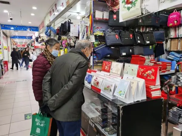 曾经风靡市场，如今难觅踪影，新年将至，挂历为何不香了？